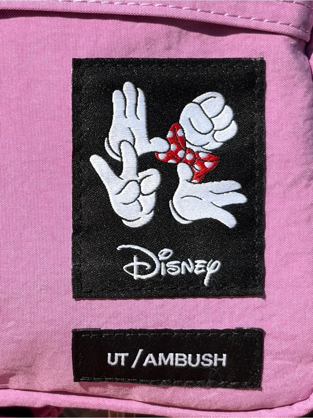 Disney LOVE Minnie Mouse UNIQLO Ambush Crossbody NWOT - Picture 5 of 14